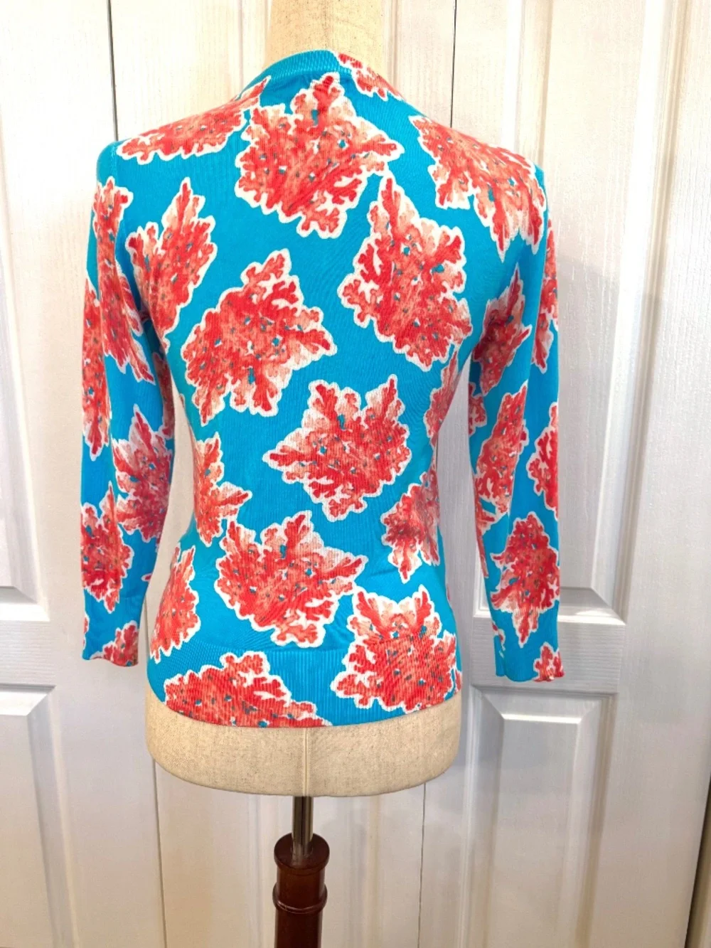 Crown & Ivy Coastal Coral Sweater Size XS/S, Button Up 3/4 Sleeves 100% Cotton